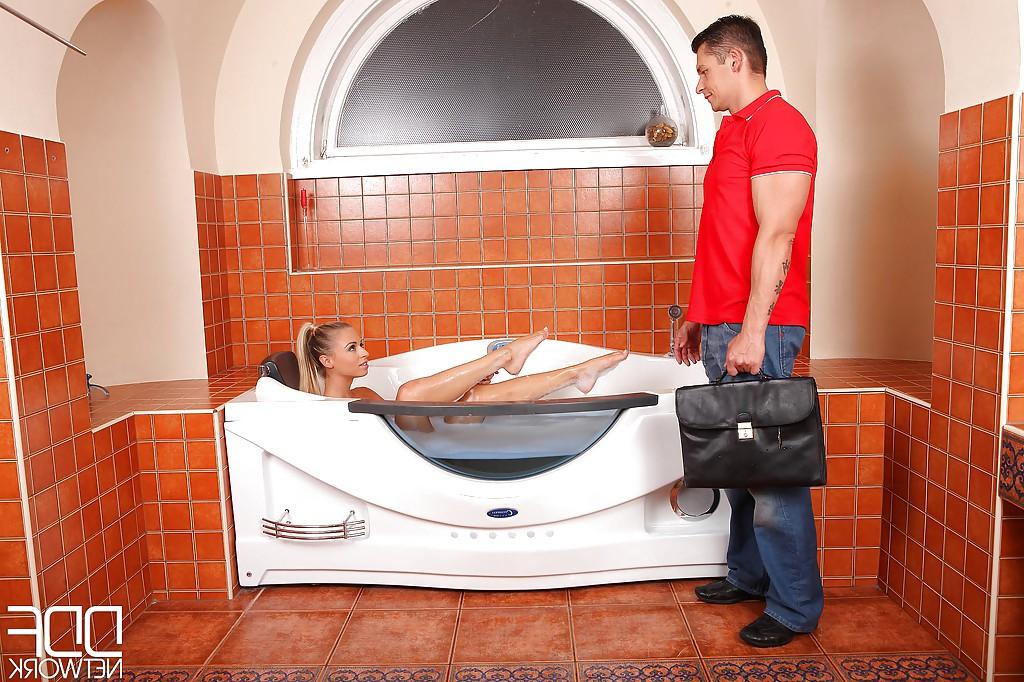 14P Foot Fetish babe Chlo Lacourt is taking a hot bath with her boyfriend