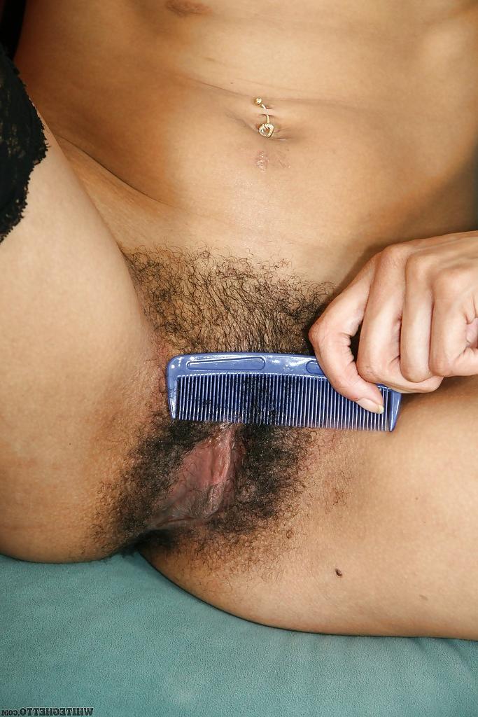 16P PRetty latina brunette Niki showing that hairy tight pussy