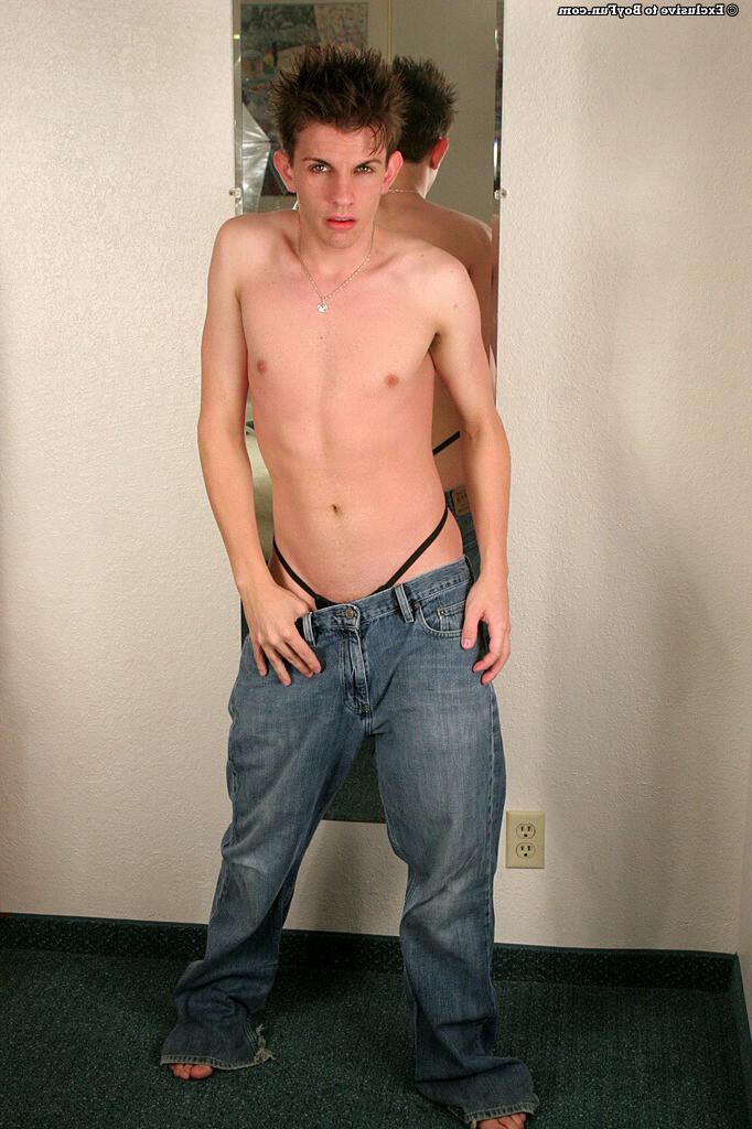 20P Boy Fun Aiden Warrick