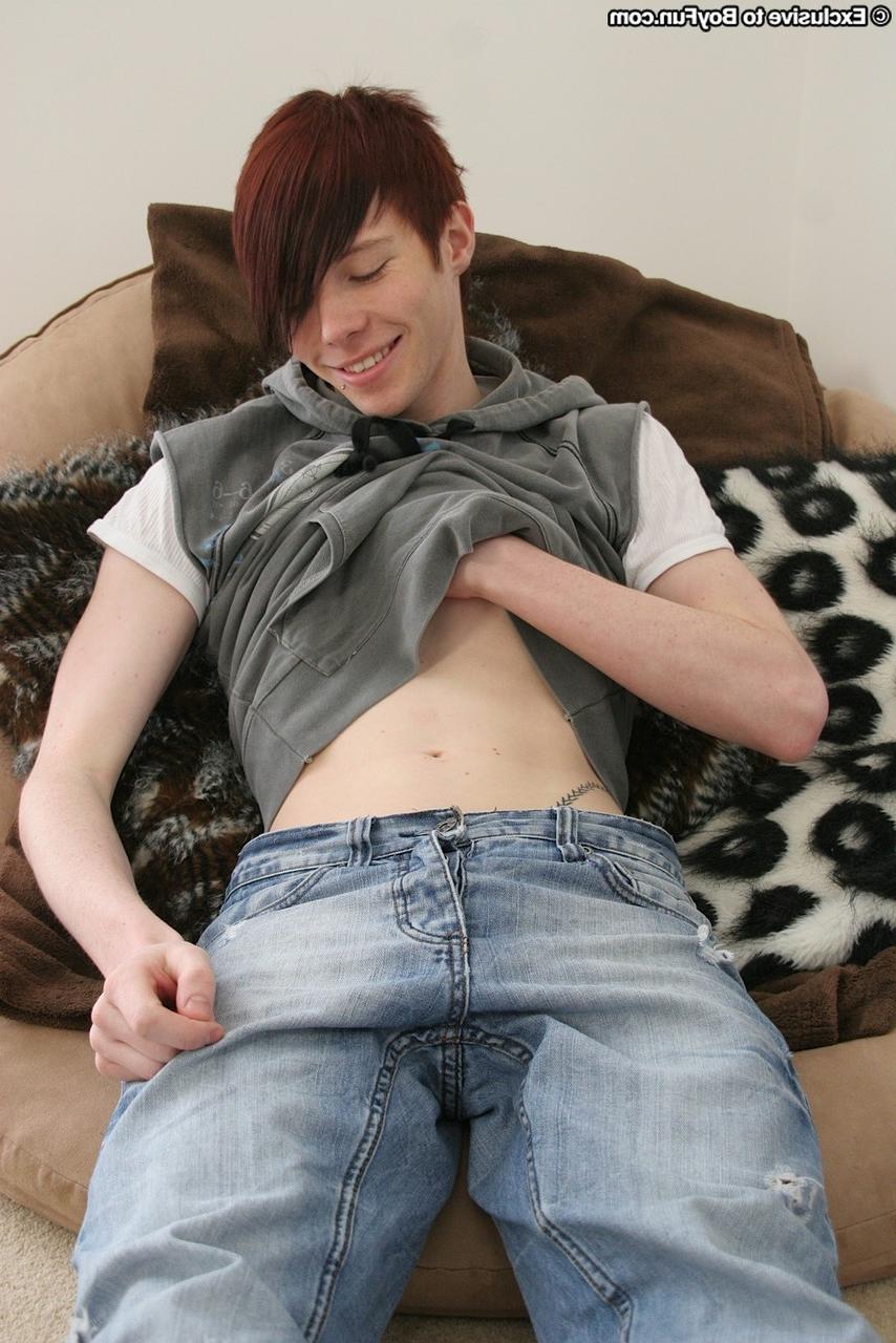 20P Boy Fun Alex Cane