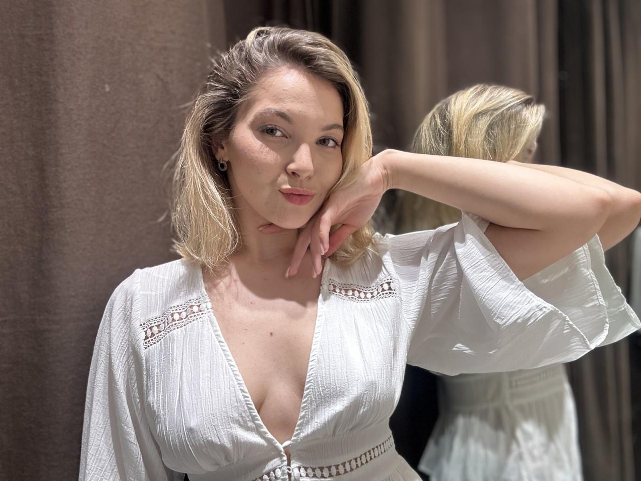 17P OnlyFans Alles über Diana Alles über Diana