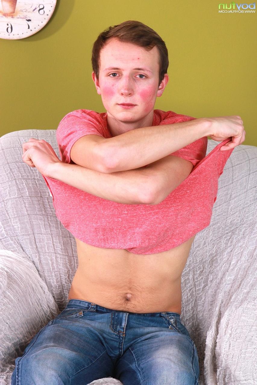 20P Boy Fun Pat Drone
