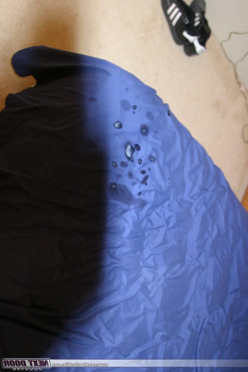 20P Horny gays Tommy D and Tim masturbate and cum on the bed sheets together