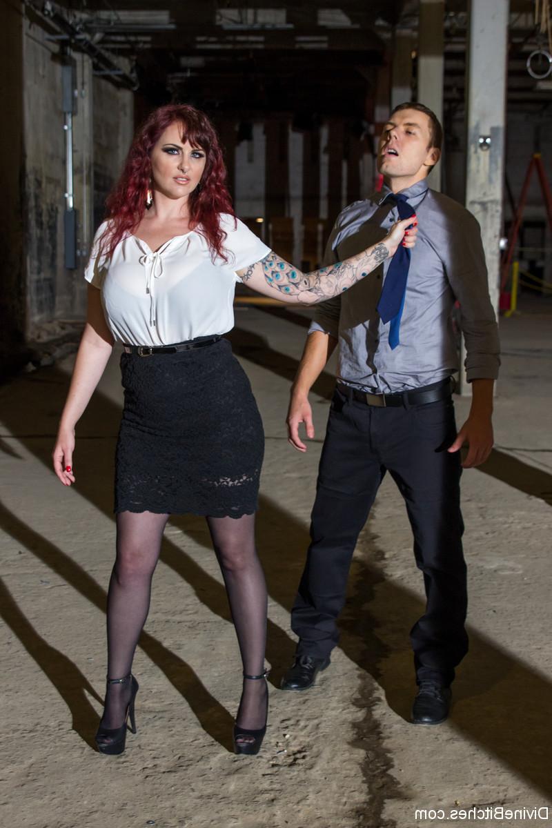 20P Inked MILF Mz Berlin ties up a businessman & puts clothespins on his dick
