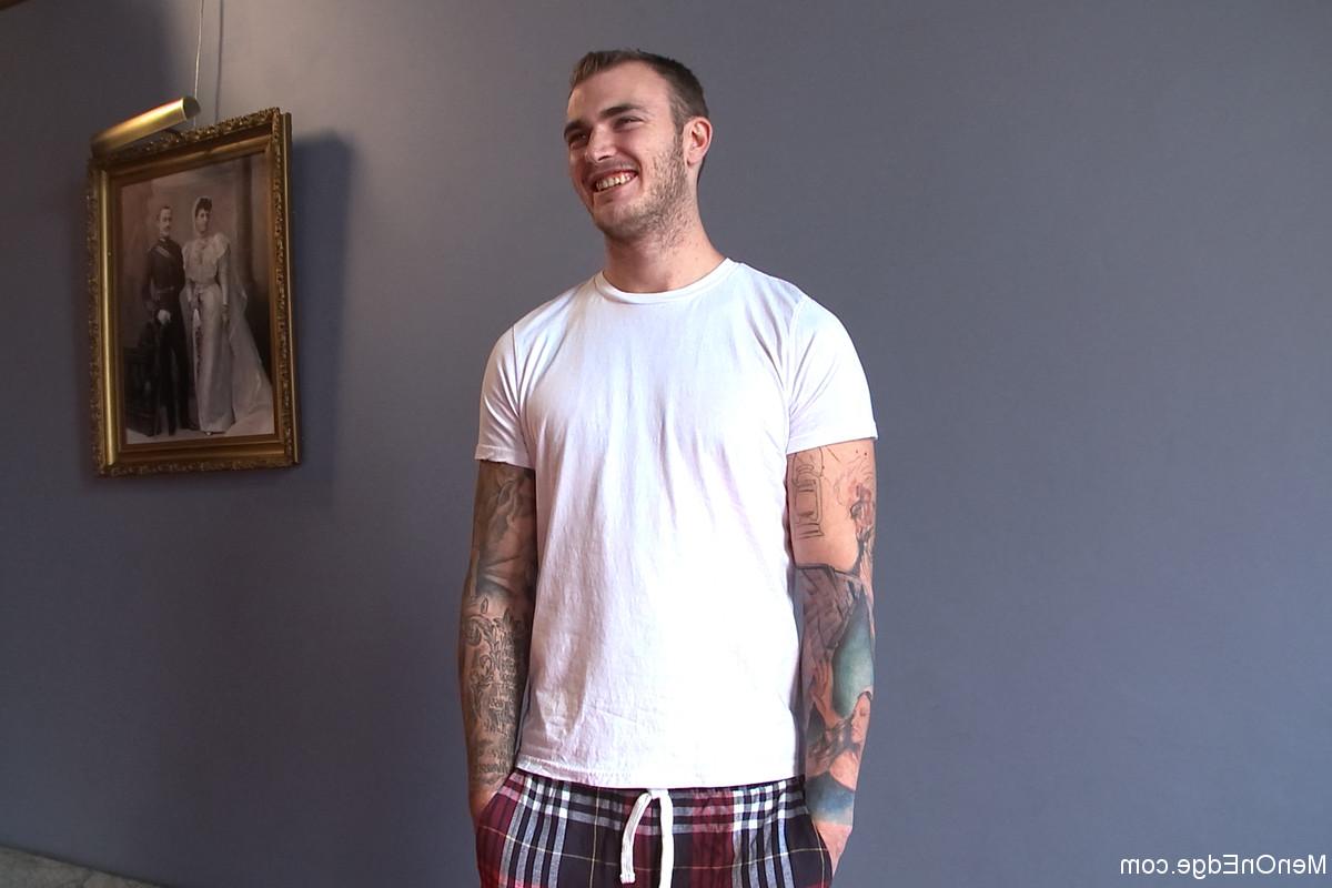 20P Men On Edge Christian Wilde