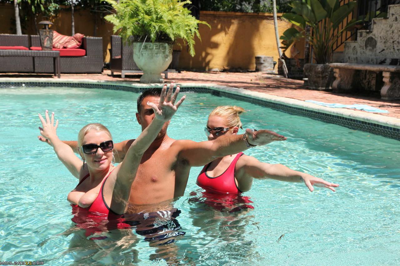 20P Hot Britney Brooks gets screwed at the pool after synchronized swimming class