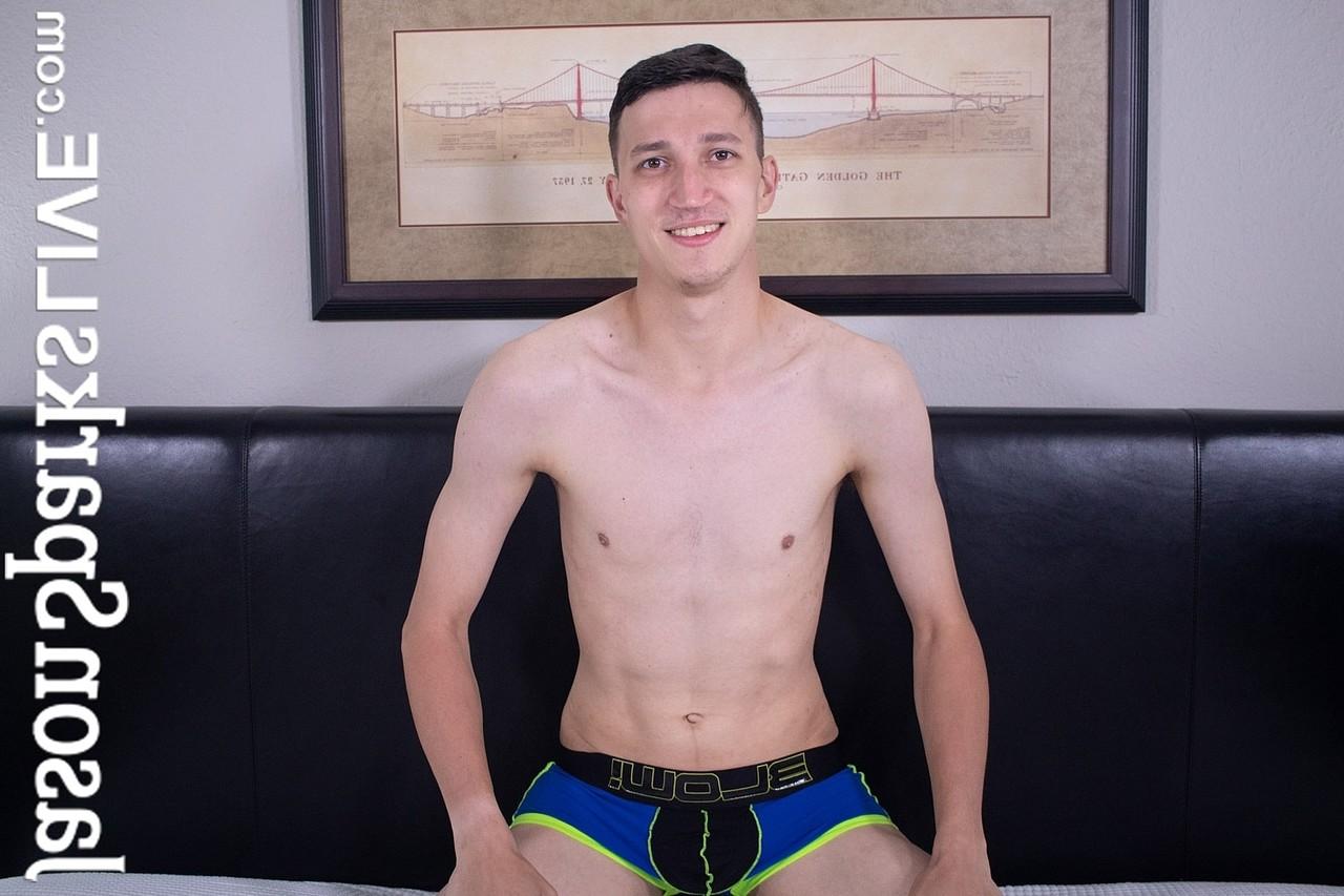 19P Ginger twink Baily Wylde sticks his knob in his boyfriend Connor Taylor's ass