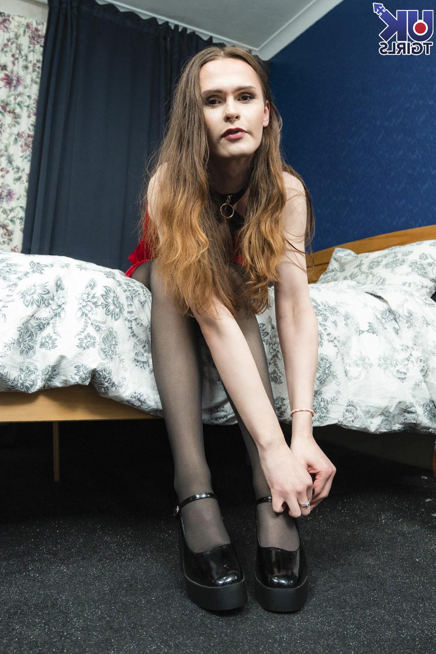 16P Royaume-Uni Tgirls
