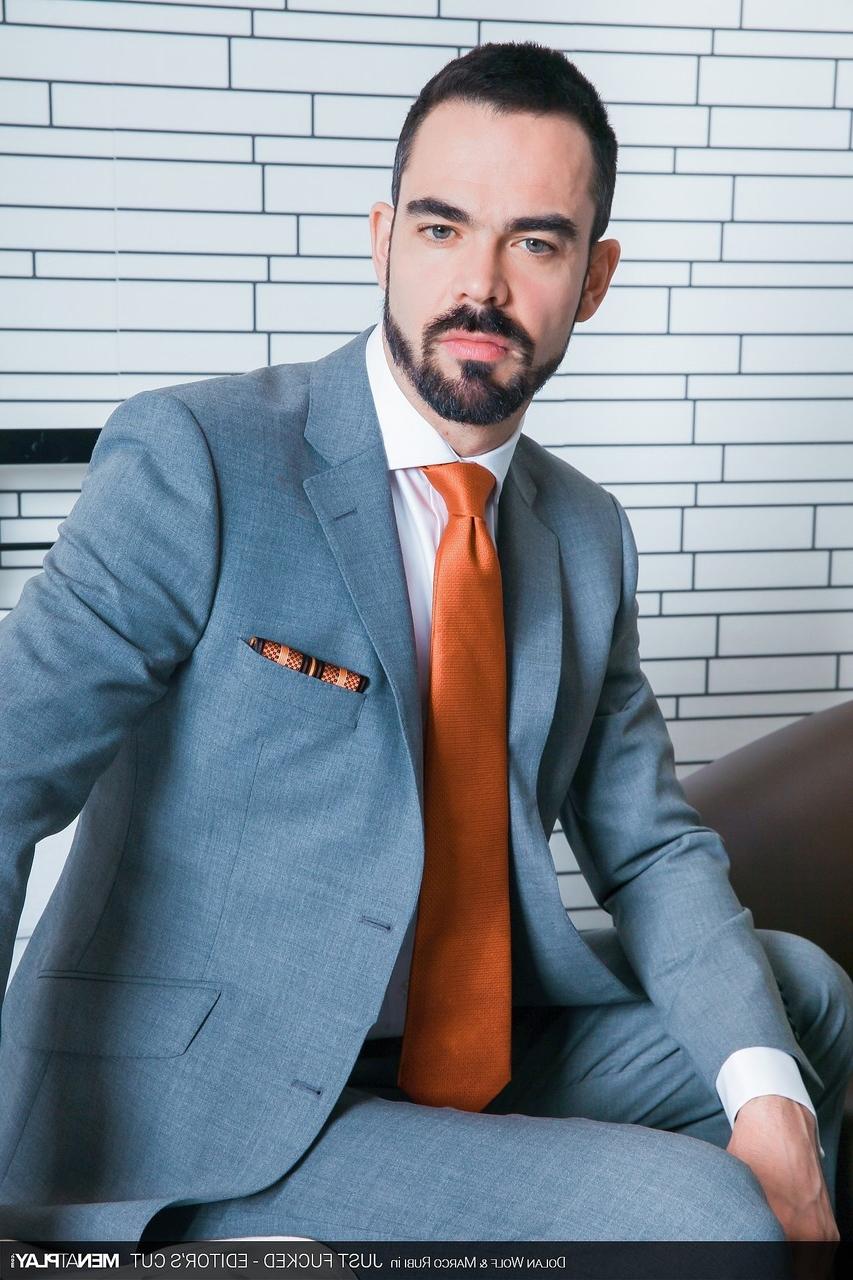 20P Der wilde, schwule Hotelmanager Dolan Wolf fesselt den muskulösen Marco Rubi und fickt ihn hart