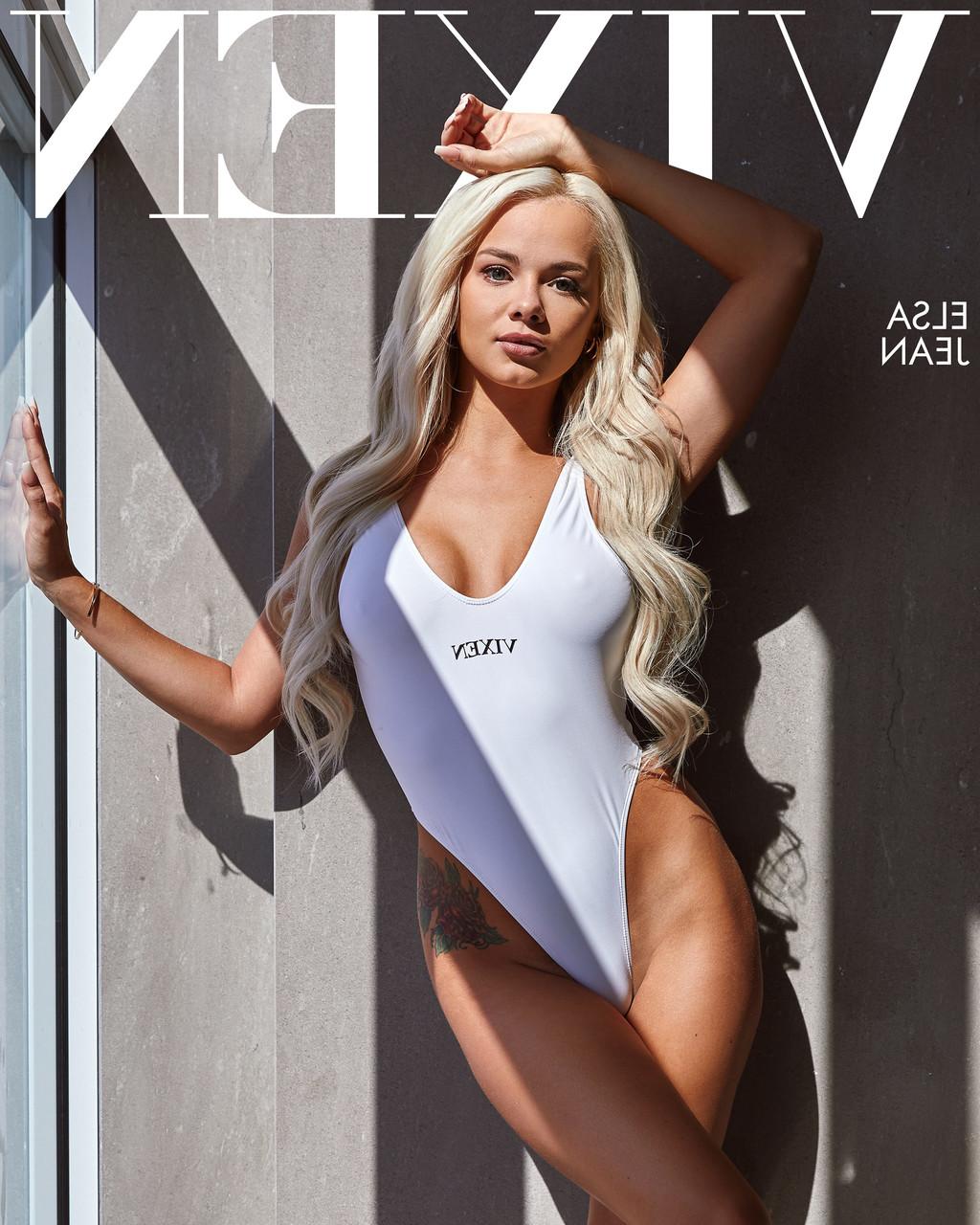 20P A estrela pornográfica magra com uma bunda gostosa Elsa Jean abre as pernas para ficar com tesão