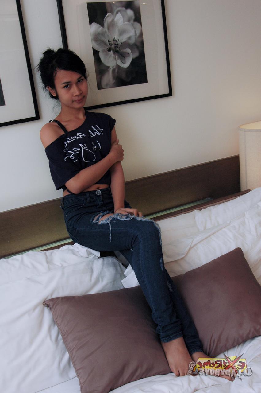 20P Tranny with a slim body Gigi shows her tiny tits before getting rammed