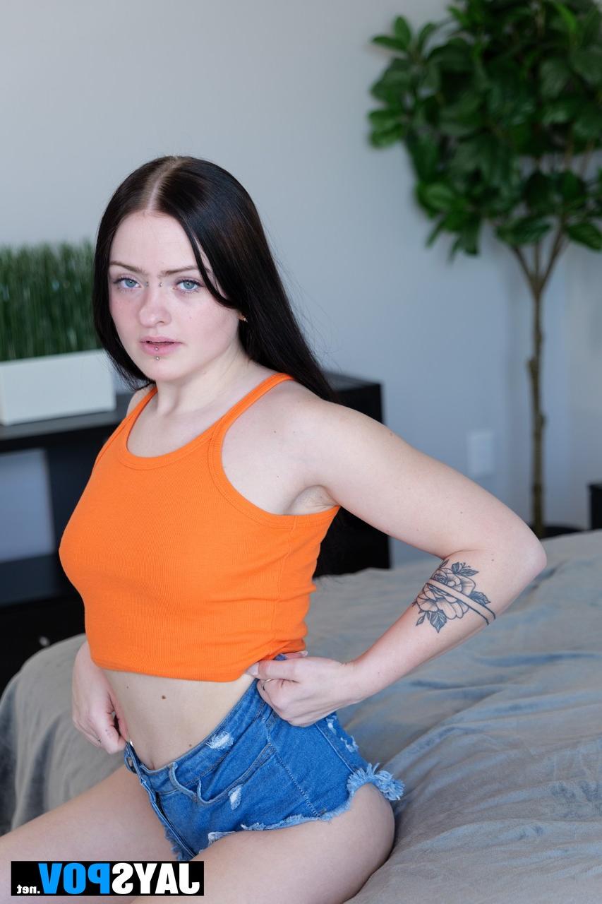 20P Raven-haired beauty Imani Valor lifts her shirt & shows her natural tits