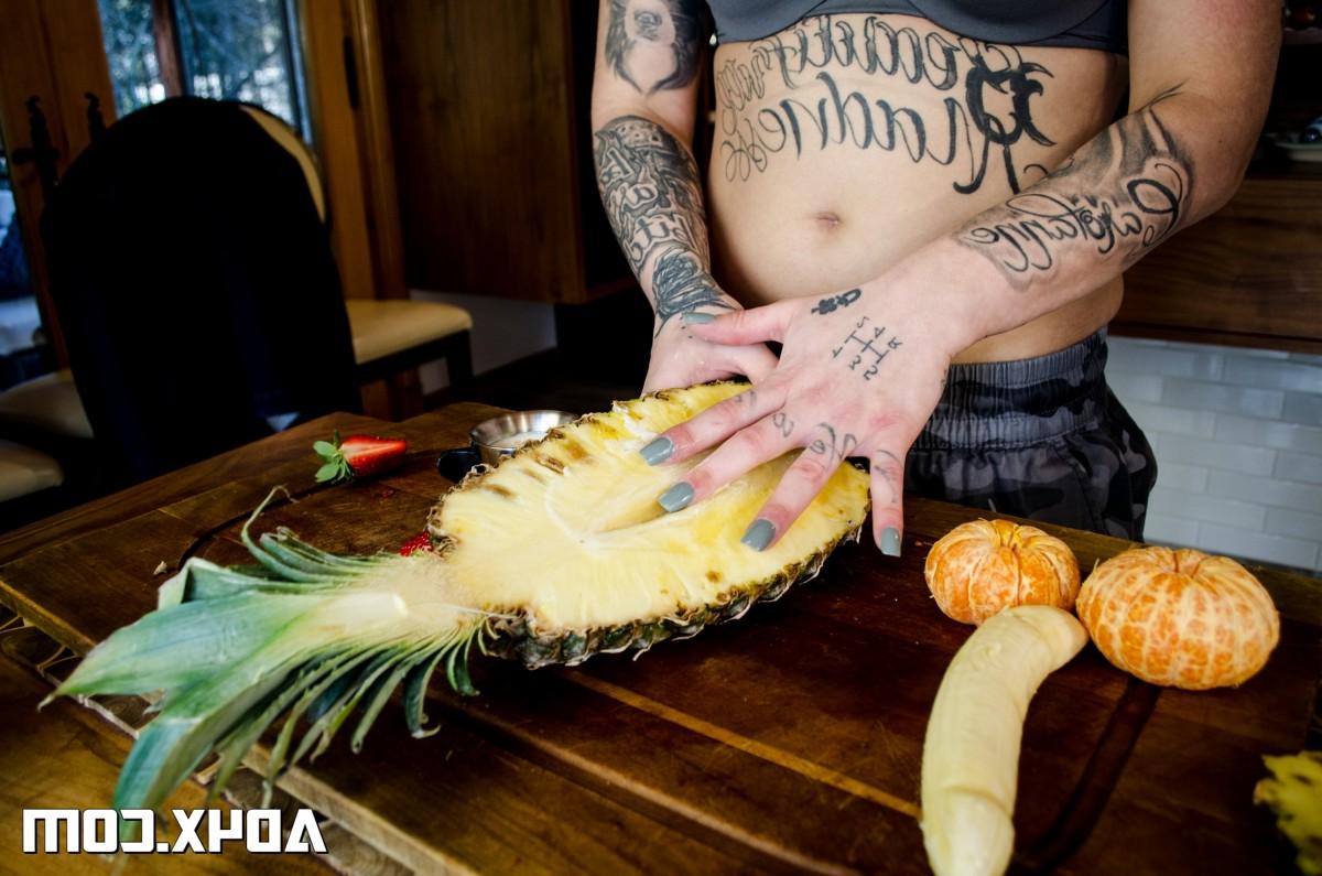 19P Tess X & Roxy Staxxx make use of fruits during lesbian sex on a kitchen island