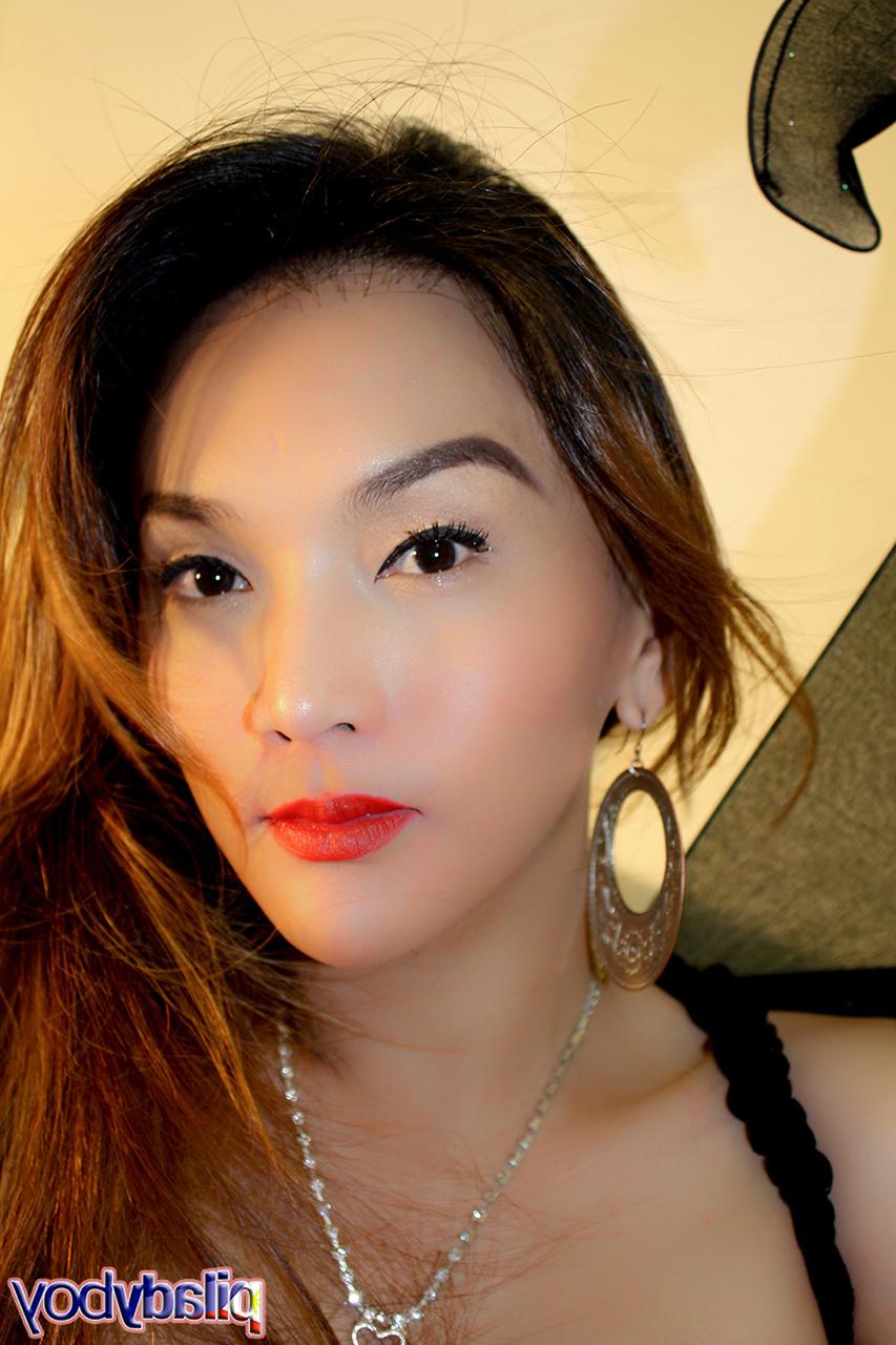 12P PI Ladyboy Hot Pictures