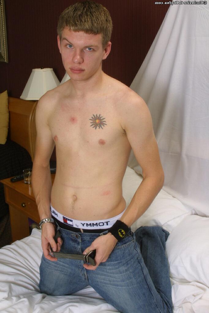 20P Blonde twink Jay 1 gives himself a handjob until he cums in a bedroom solo