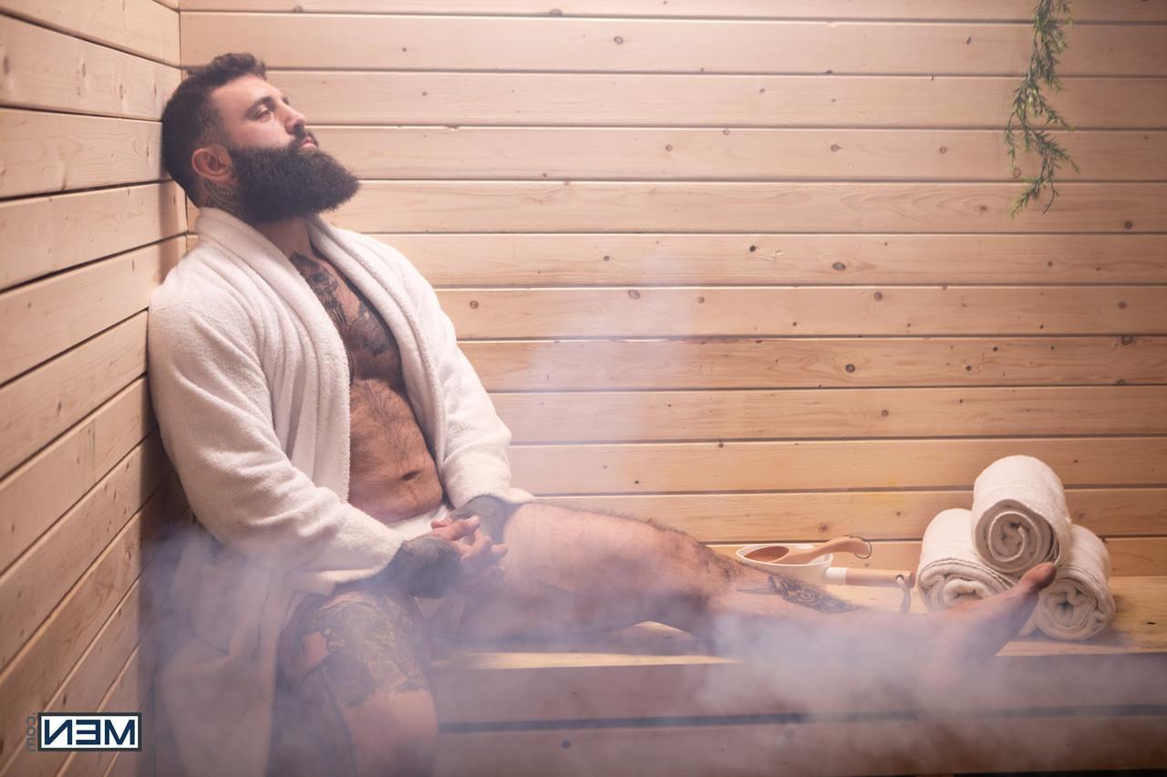 20P Horny bearded hunk with tattoos Markus Kage fucks twink Ryan Bailey in a sauna