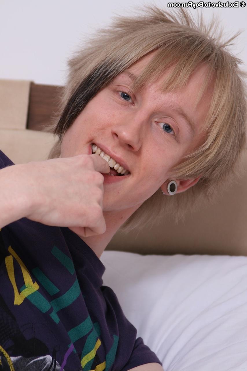 20P Boy Fun Kai Reynolds