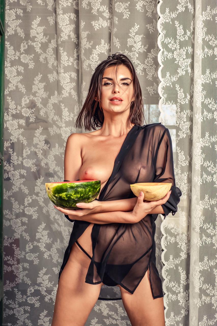 20P Belleza Erótica Laura Giraudi