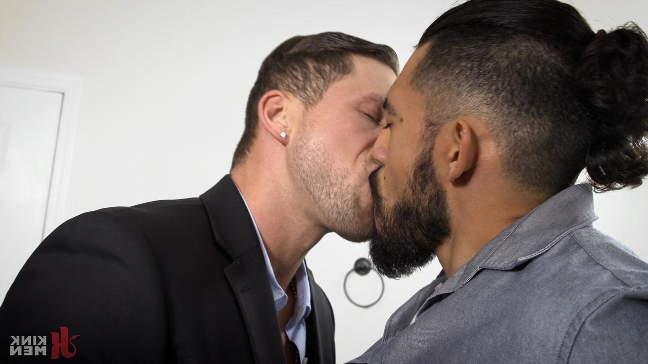 20P Kink-Männer Roman Todd, Zeno Rey
