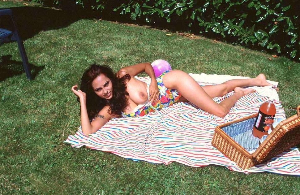 13P Indian MILF frees her nice boobs from swimwear in a backyard