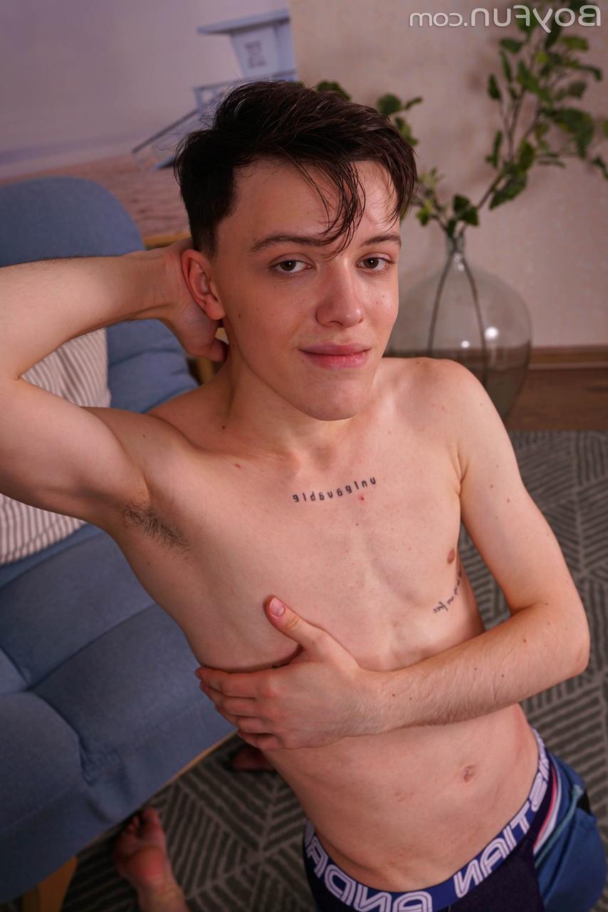20P Boy Fun Oleg Dostoevskii