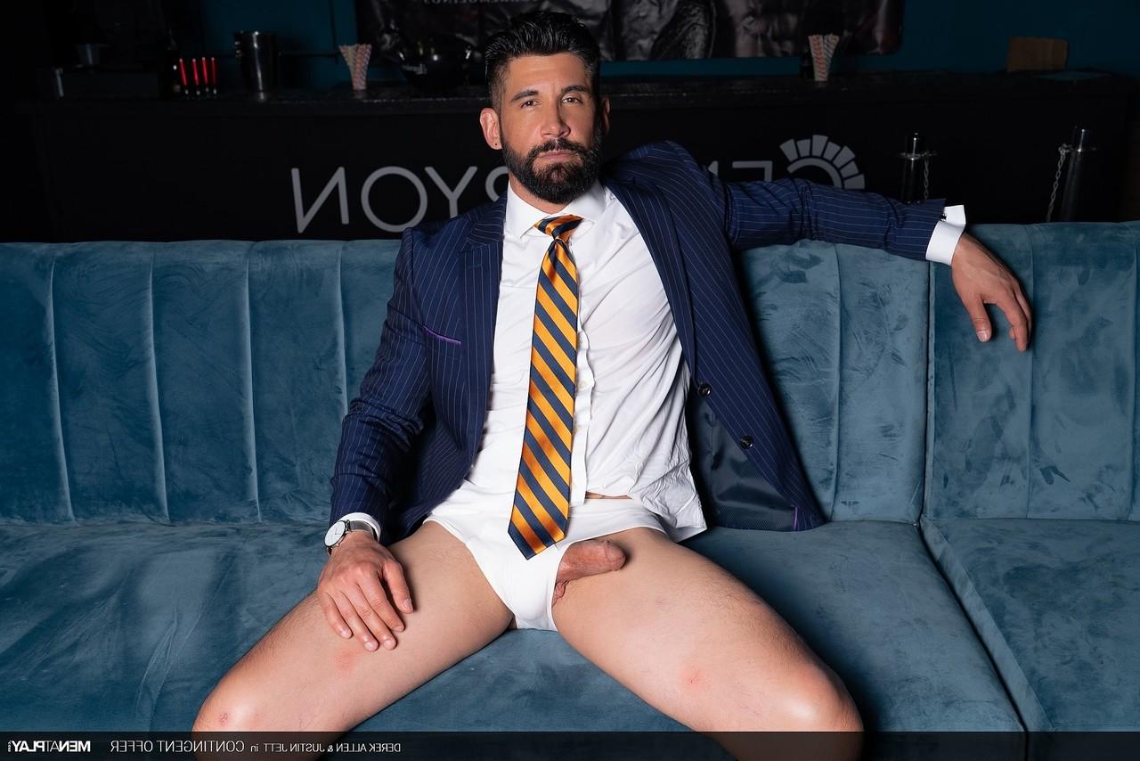 20P Gay hottie Derek Allen rims and fucks doggystyle bear Justin Jett