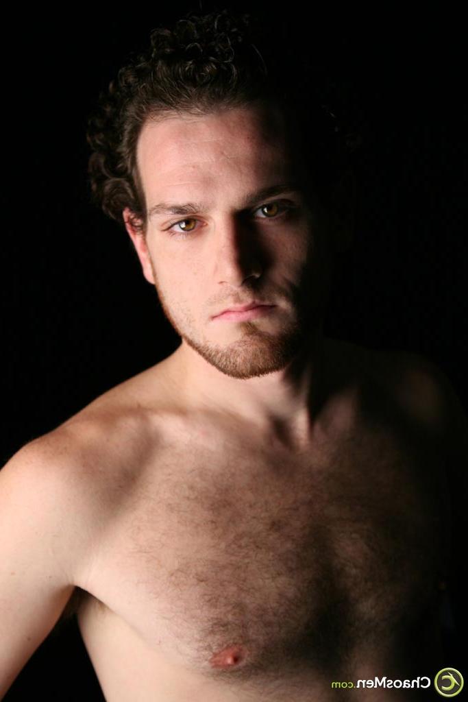 20P Hung stud Ray shows off his naked athletic body & his big hairy cock