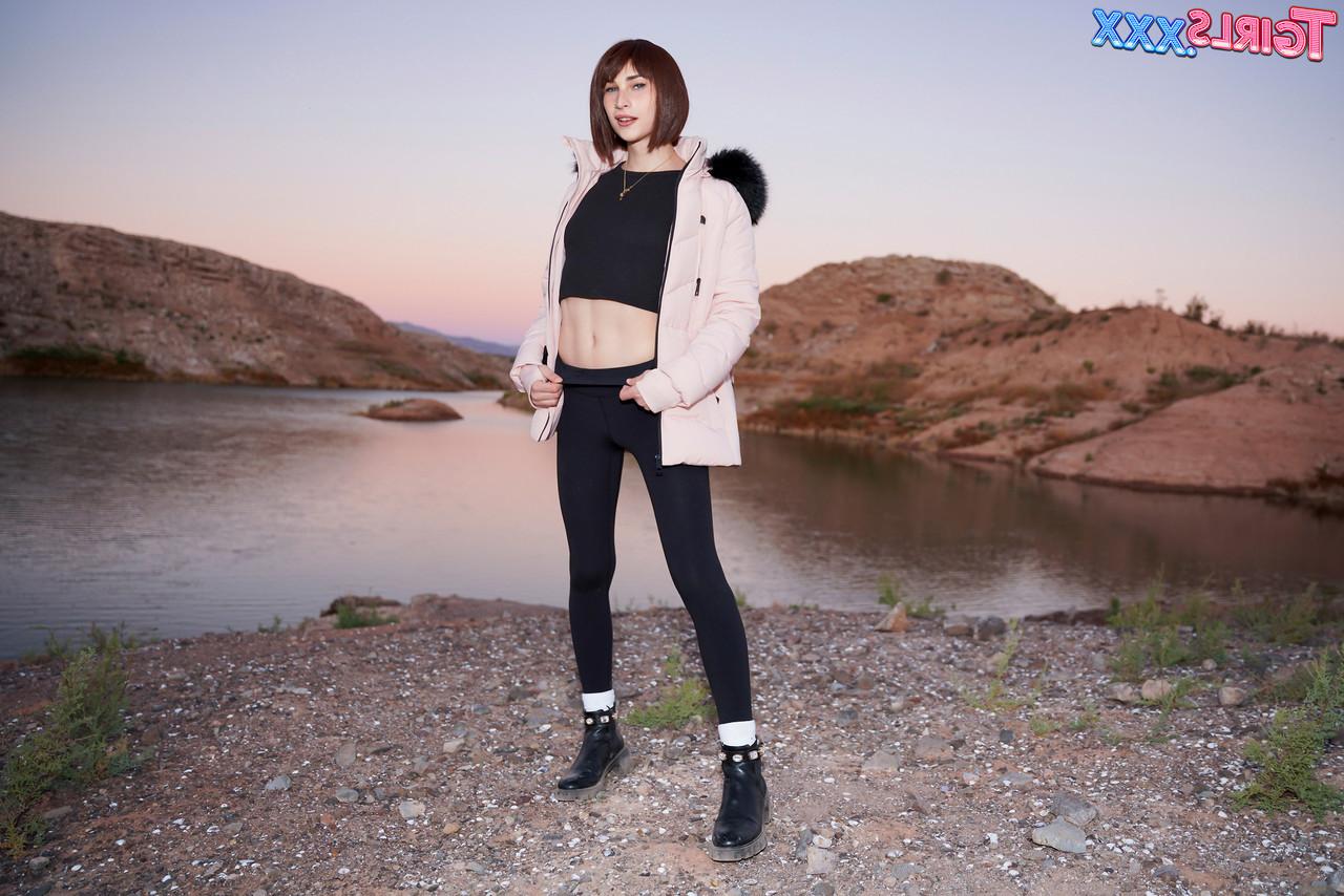 16P TGirls XXX Saphira Blu