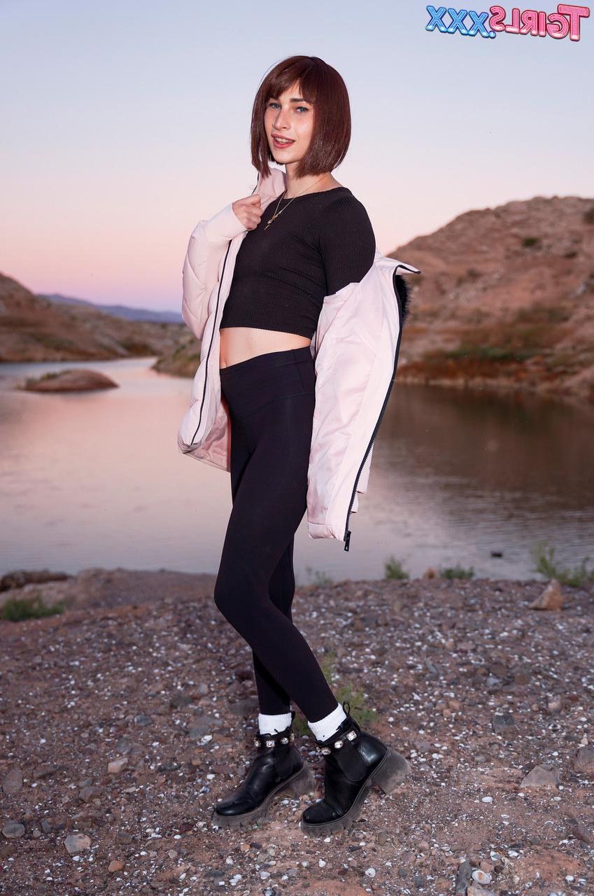 16P TGirls XXX Saphira Blu