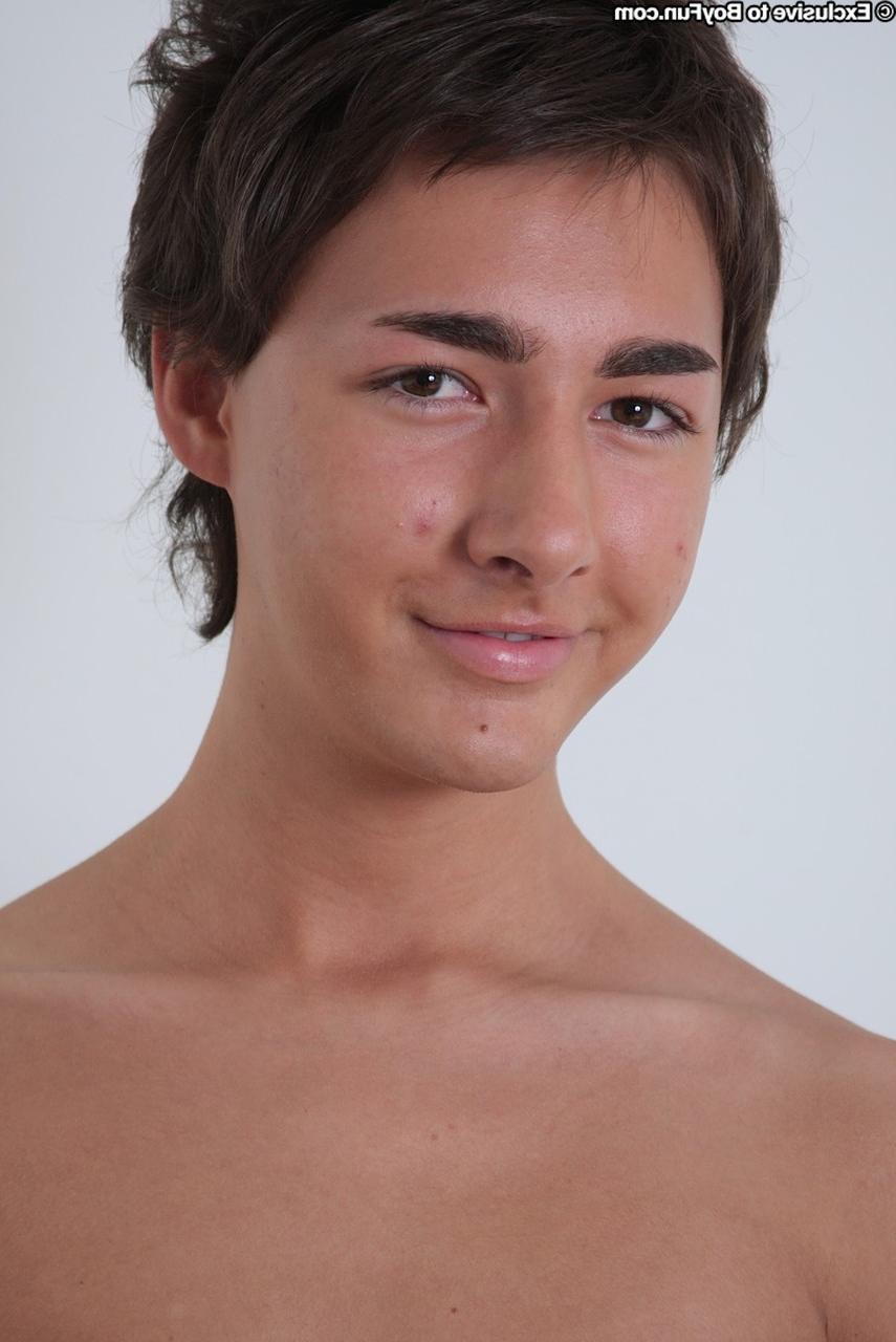 20P Boy Fun Raymond