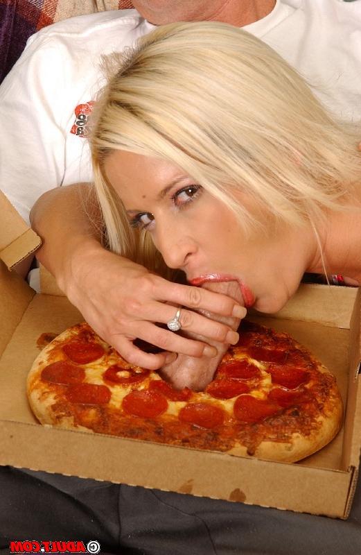 16P Lusty MILF with big round jugs blows and fucks a pizza-guy's hard tool
