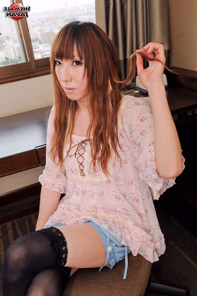 15P Shemale Japan avec Yuki Nanase Images chaudes