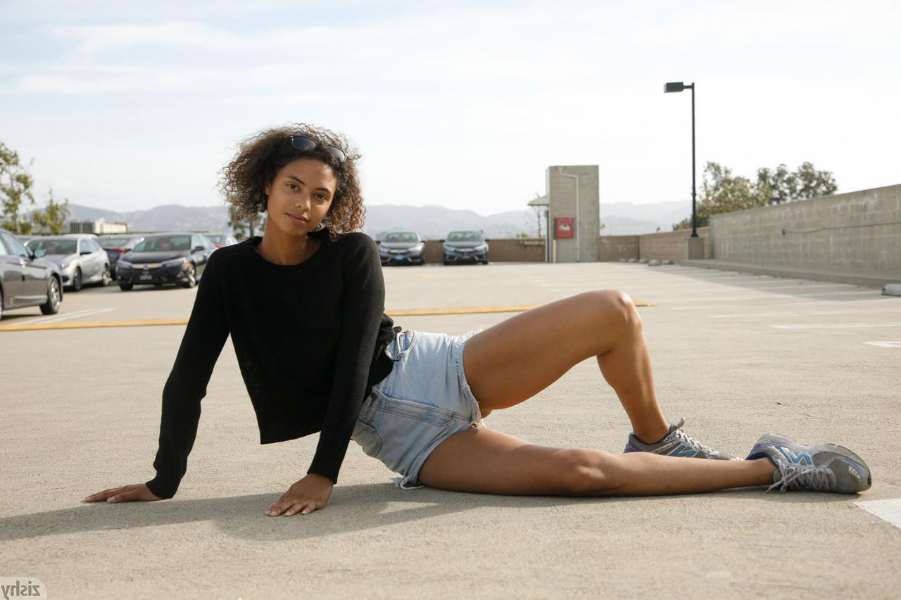 13P Babe Desiree Jacobsen poses in her jean shorts & flashes her panties in public