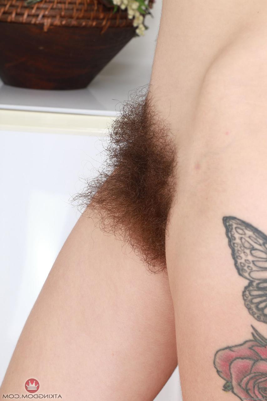 20P Redheaded hippie Pearl Sage shows her big ass and super hairy crotch