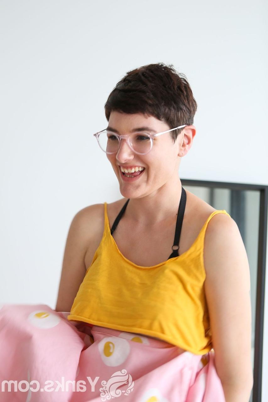 17P Nerdy girl next door Peachy in glasses bares her tall natural body & spreads