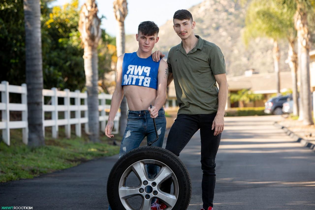 20P Horny gays Michael Jackman and Avery Jones stick their cocks in each other
