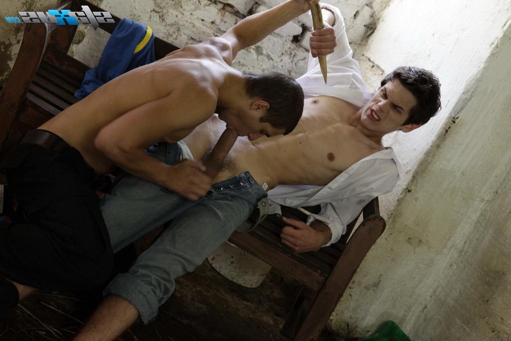 16P Staxus Rudy Valentino, Timmy Taylor