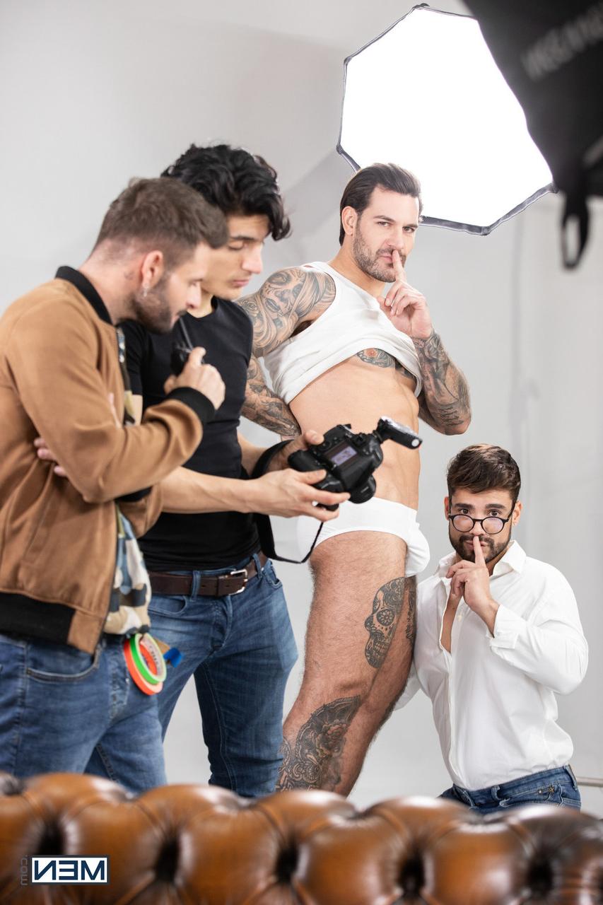 12P Men Com Dann Grey, Papi Kocic