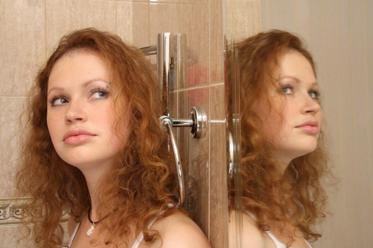 20P Cute redhead Elena D. shows off her big ass & her yummy pussy in the shower