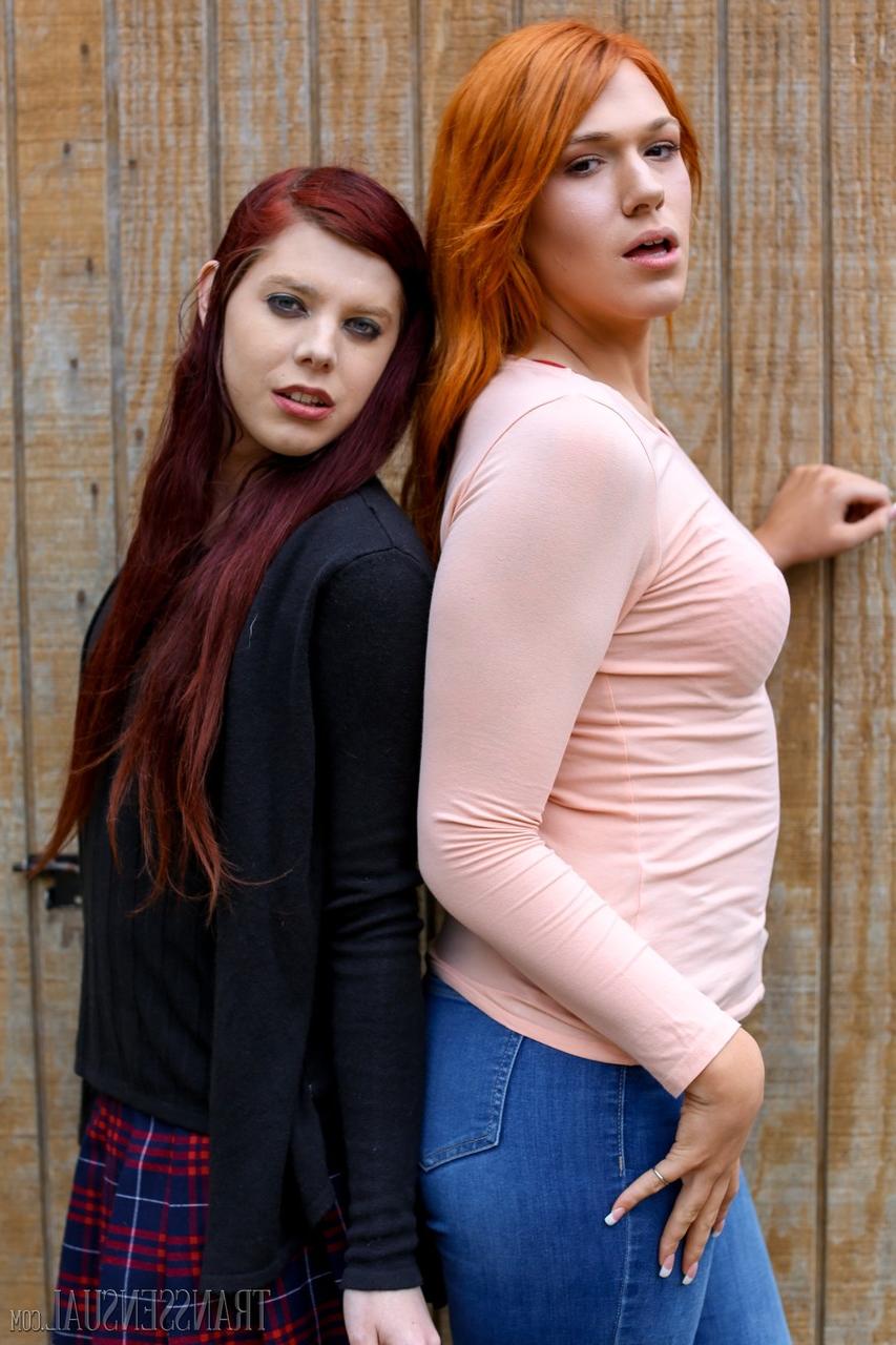 15P Transsensuel avec Jaxton Wheeler et Chelsea Poe Naked Pictures