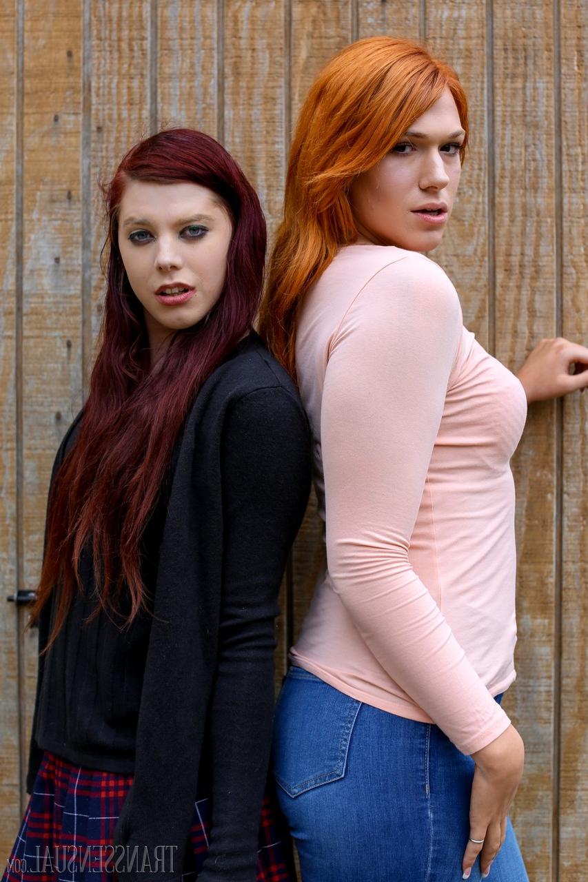 15P Transsensuel avec Jaxton Wheeler et Chelsea Poe Naked Pictures