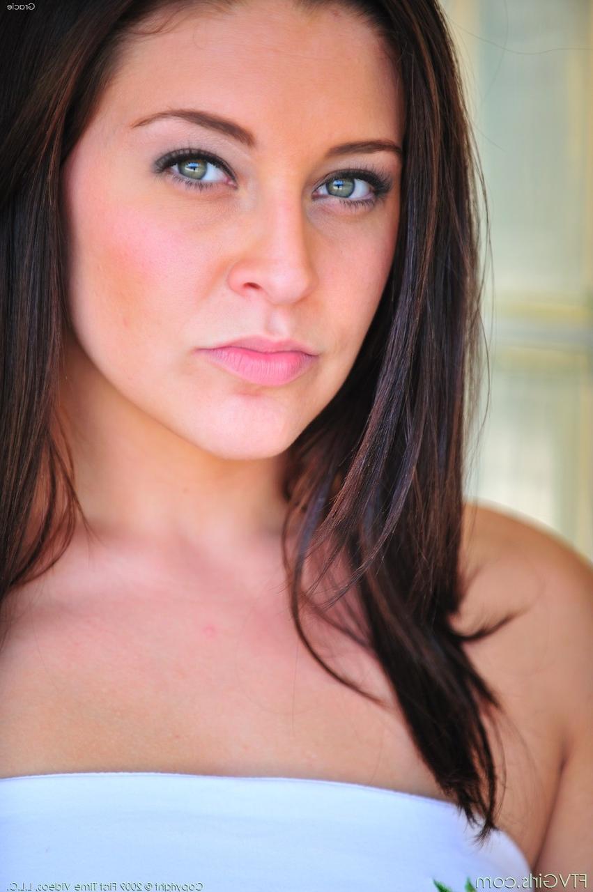 20P Pretty babe Gracie shows her shaved muff in short dresses in a hot compilation