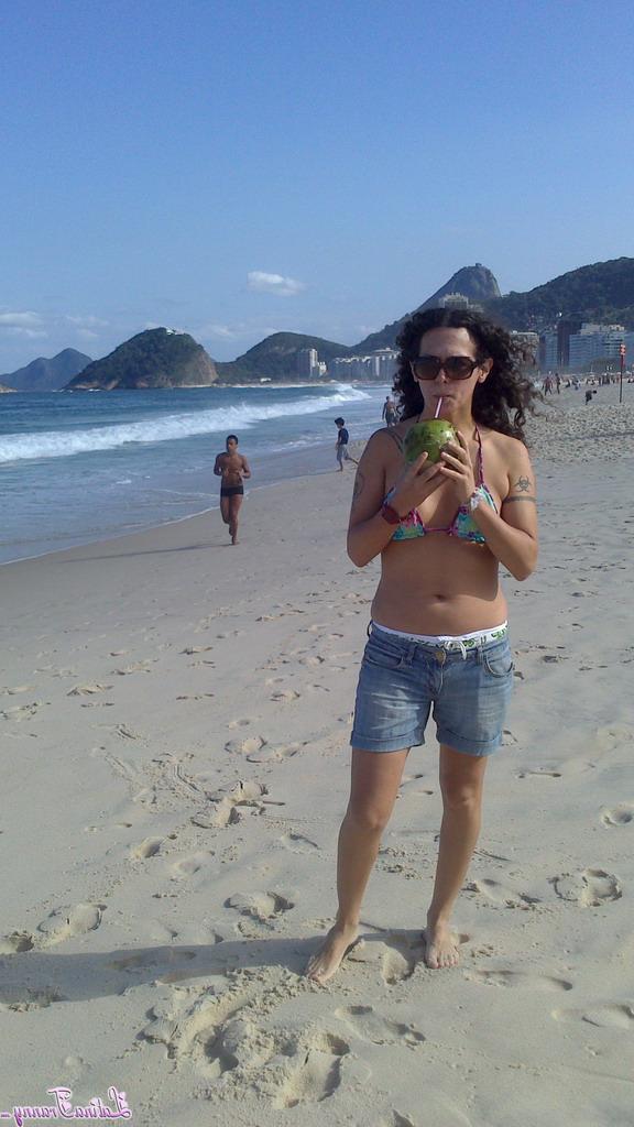 10P Latina Tranny com Nicole Montero XXX fotos pornôs
