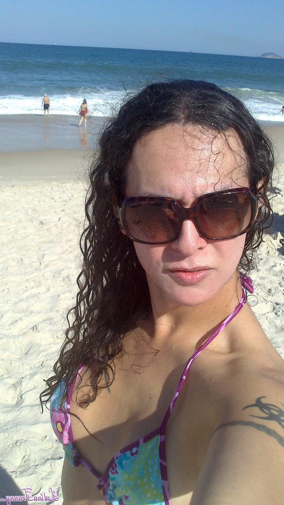 10P Latina Tranny com Nicole Montero XXX fotos pornôs