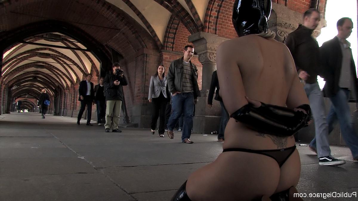20P Public Disgrace Kitty, Steve Holmes