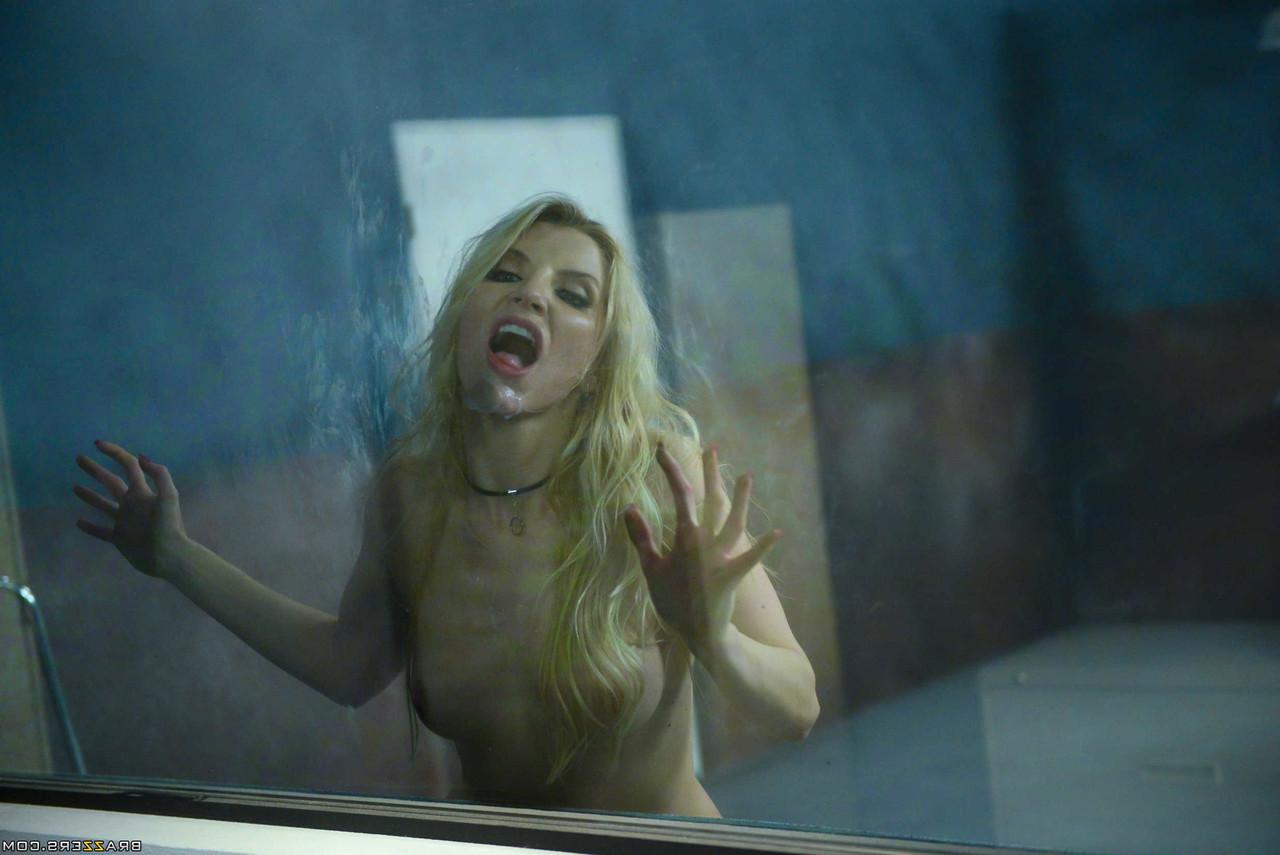 20P La rubia extremadamente cachonda Ashley Fires le ruega a su médico que le folle el coño