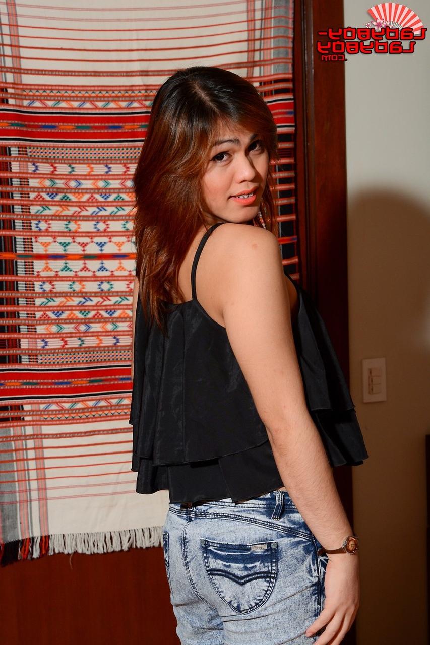 16P Asiática TGirl Dong