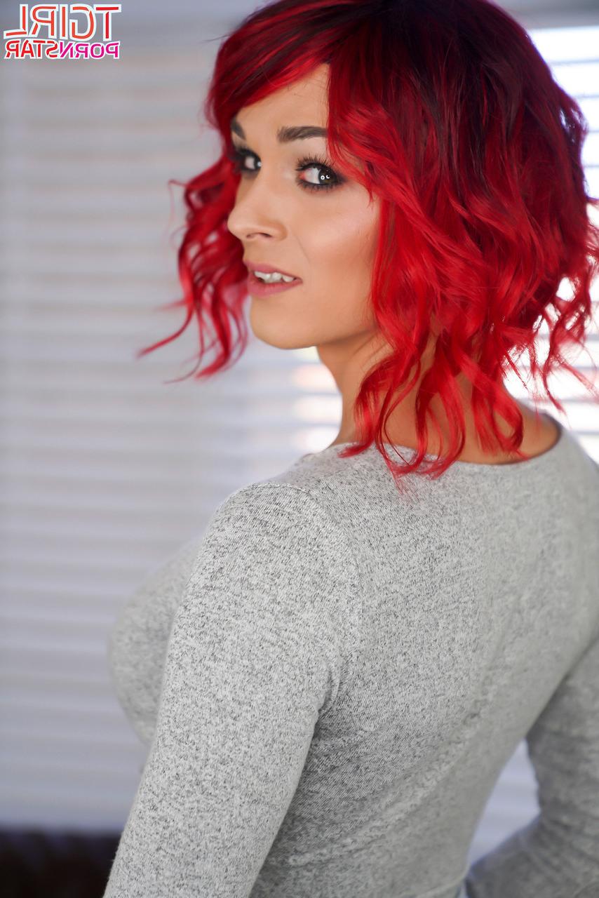 16P TGirl Estrela Pornô Aubrie Scarlett, Chanel Noir
