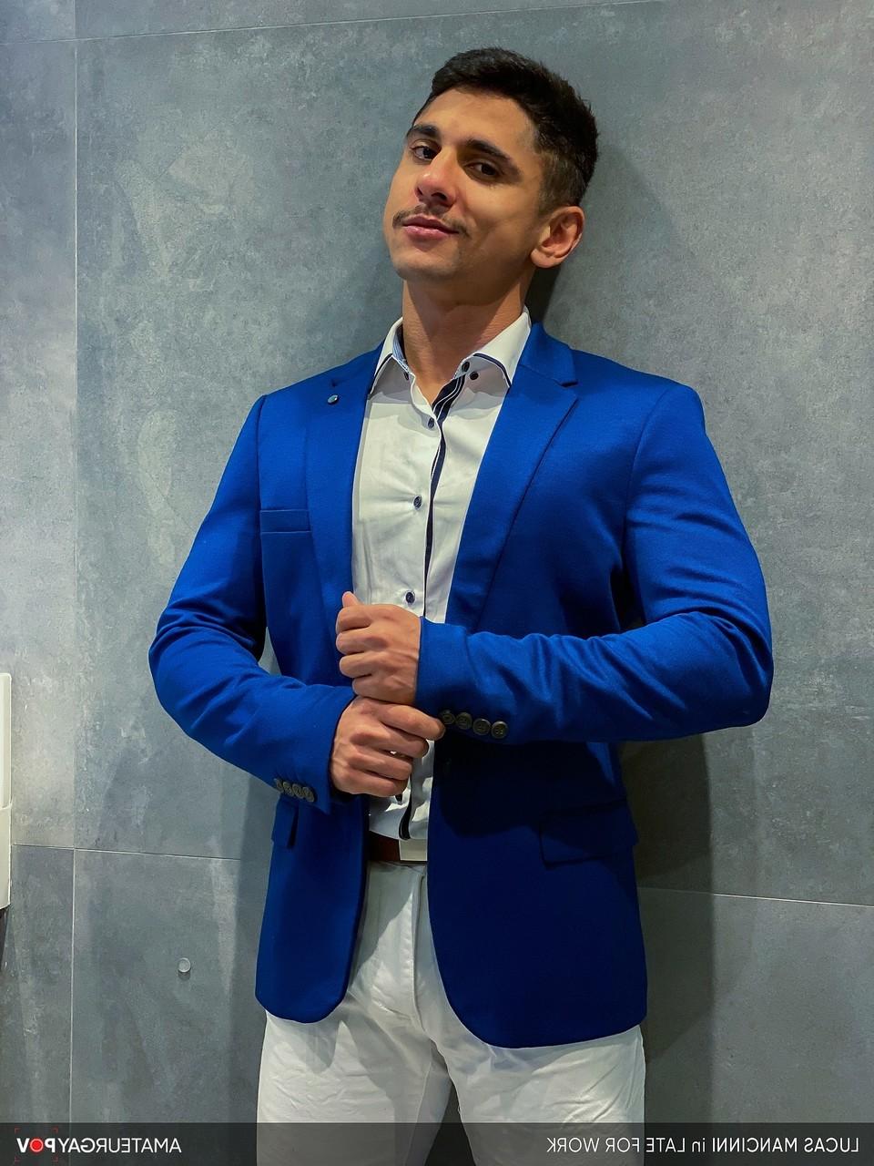 20P Brazilian boy toy Lucas Mancinni exposes his firm ass & dick before shower sex