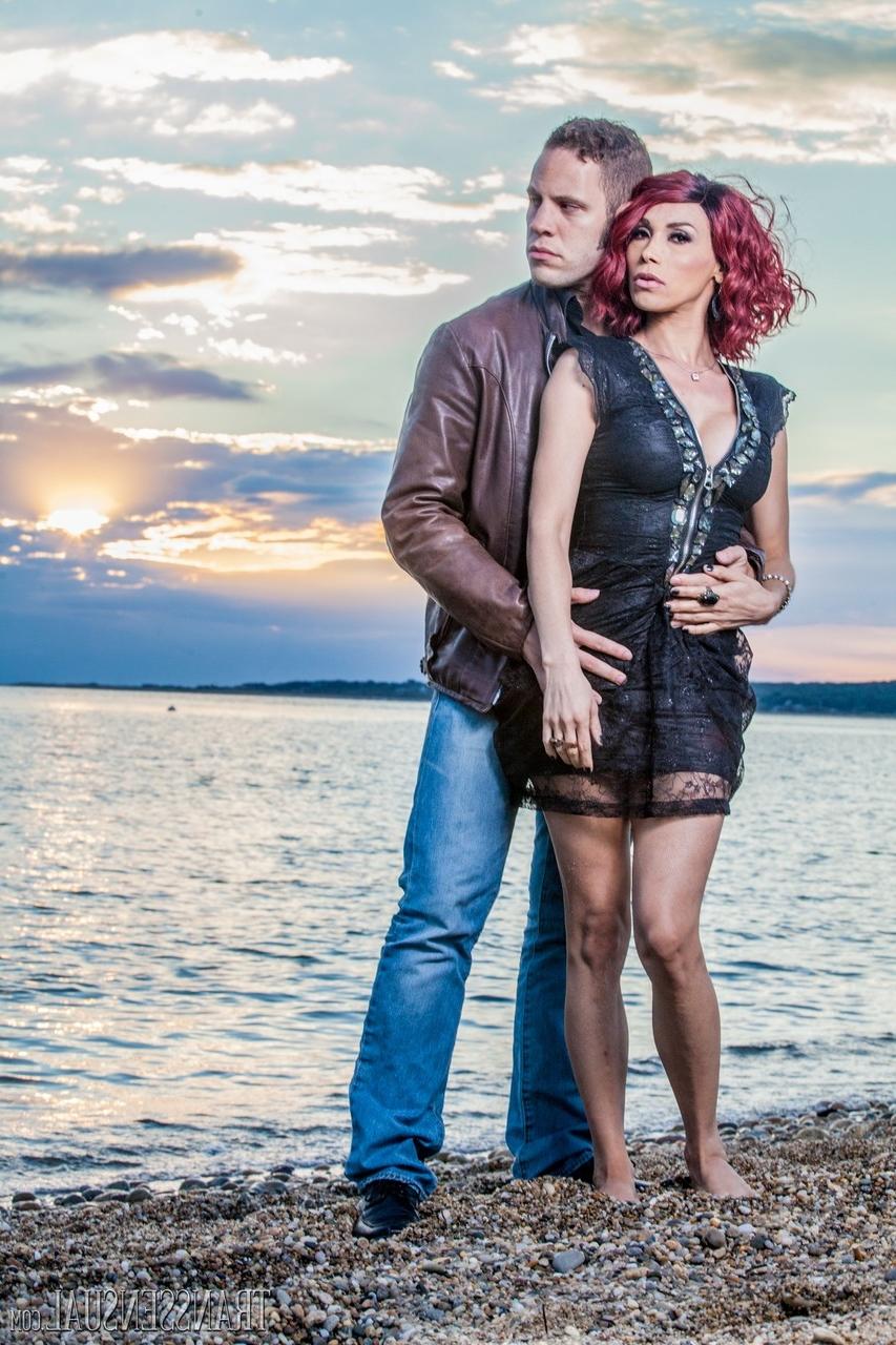 15P Transsensual protagonizada por Wolf Hudson, Sunday Valentina Sex Images